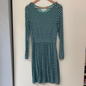 Vineyard Vines Long Sleeved Dress, size Medium
